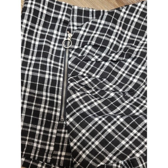 Cotton Candy LA Plaid Skorts - Picture 3 of 5